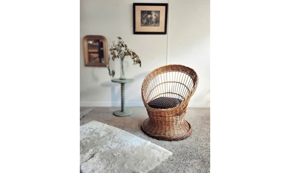 Fauteuil corbeille en osier