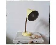 Lampe rétro jaune