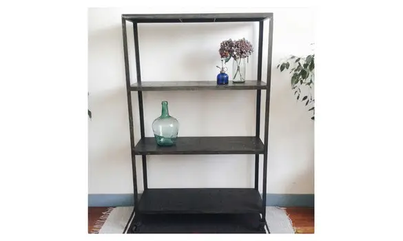 Etagère industrielle en métal