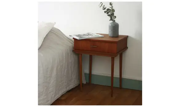Petit chevet vintage