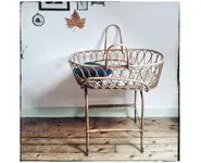 Berceau lit vintage en rotin