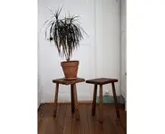 Paire de tabourets tripodes