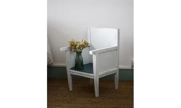 Chaise enfant patinée