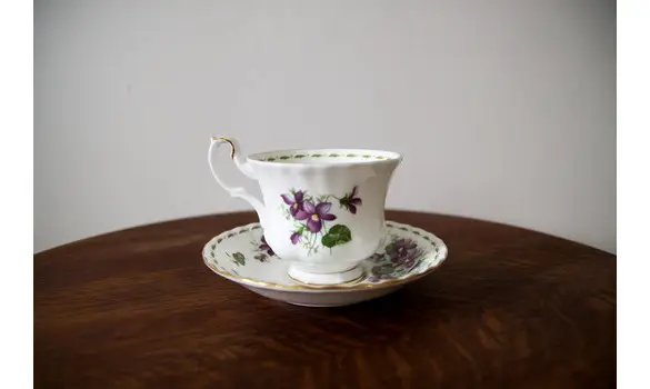 Tasse Royal Albert - Février