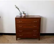 Commode vintage