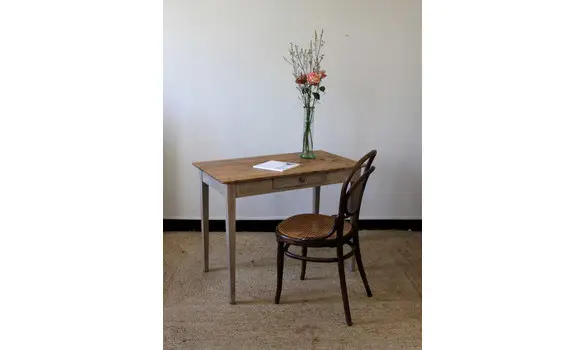 Table à manger patinée