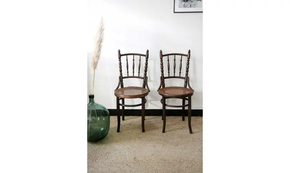 Chaises cannées style Fischel