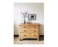 Commode anglaise en pin