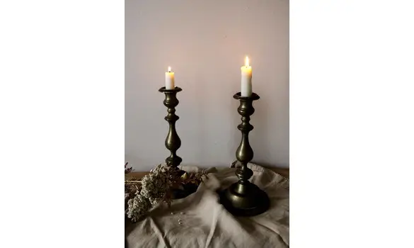 Bougeoirs en laiton