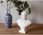 Buste en plâtre