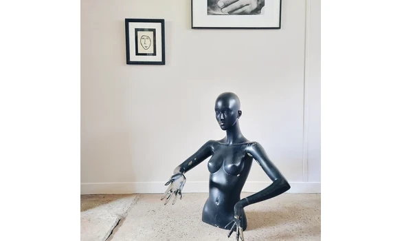 Ancien mannequin buste