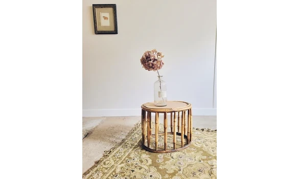 Bout de canapé en rotin