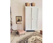 Armoire parisienne
