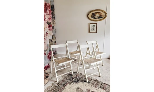 Chaises pliantes cannées